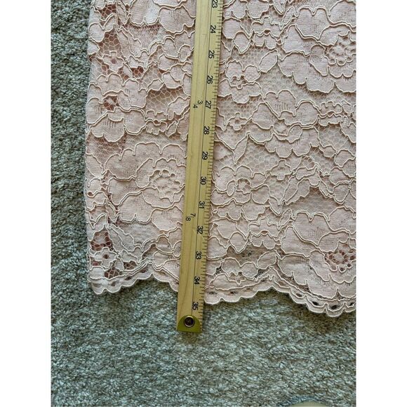 Lauren Ralph Lauren Women’s Petite Pink Lace Sheath Formal Elegant Dress. Size 1 - Picture 9 of 9